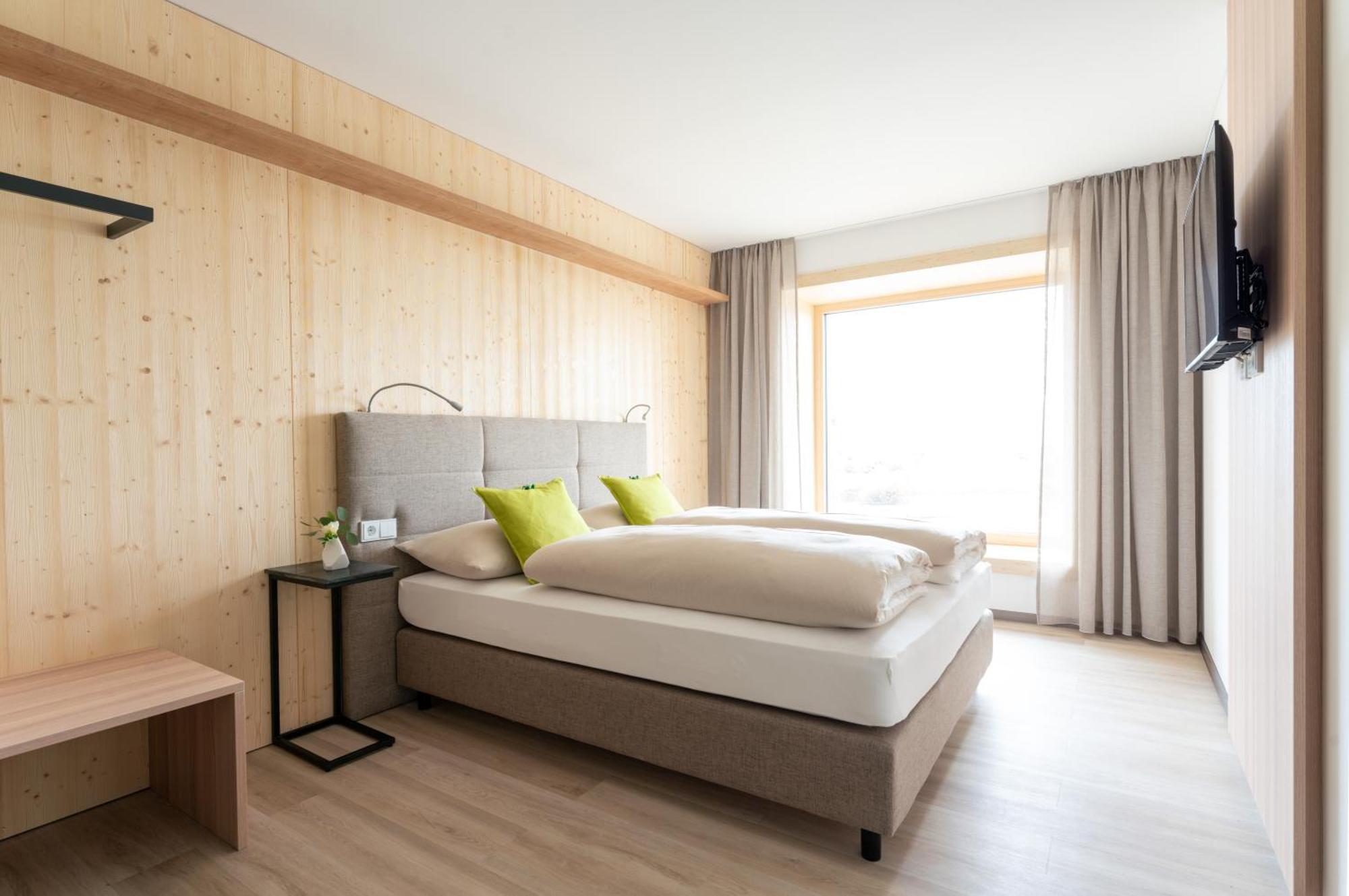 Eee Hotel Eberstalzell Экстерьер фото
