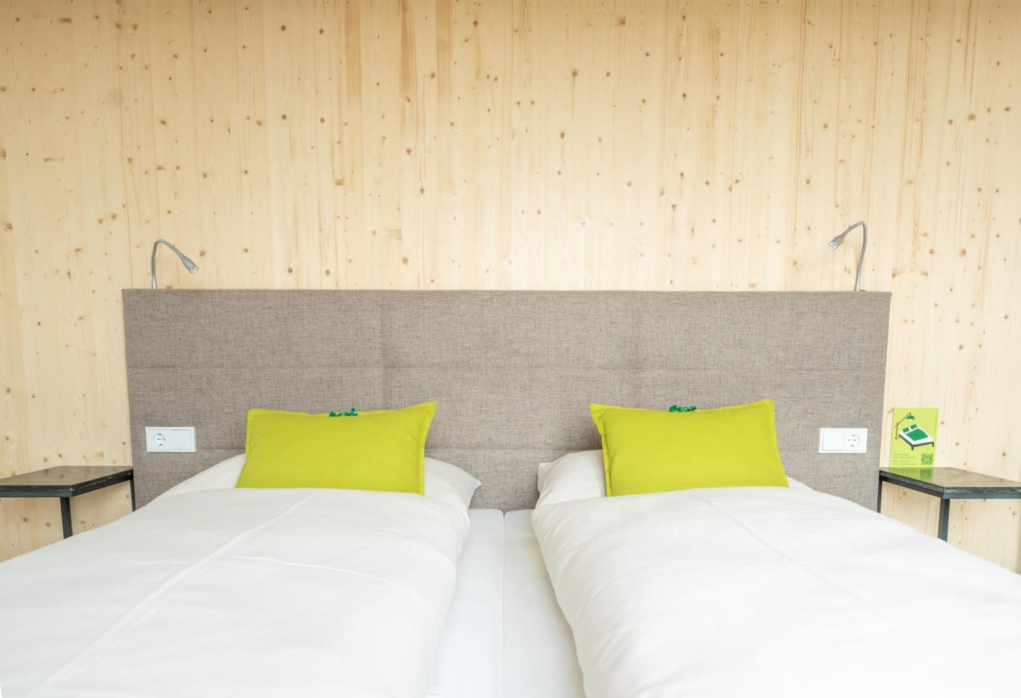 Eee Hotel Eberstalzell Экстерьер фото