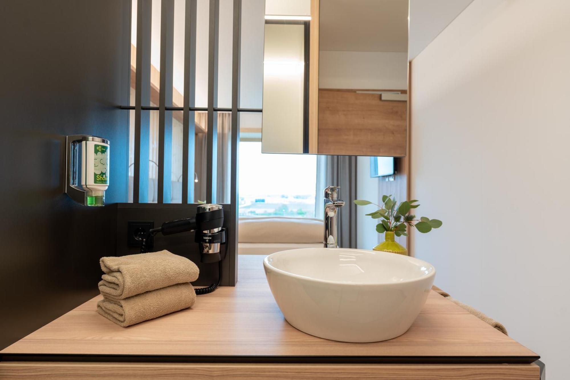 Eee Hotel Eberstalzell Экстерьер фото